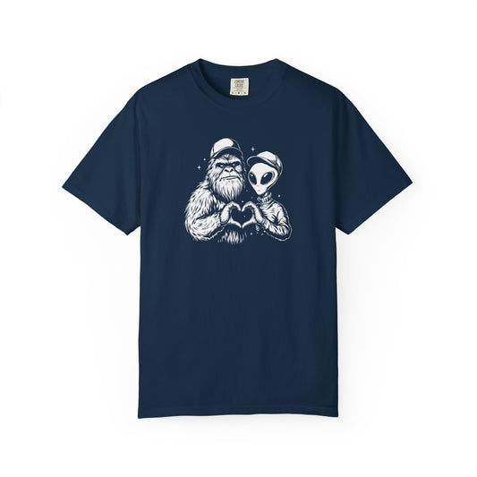 Bigfoot and Alien Heart T-shirt, Alien Bigfoot Heart Hands Cryptid Funny