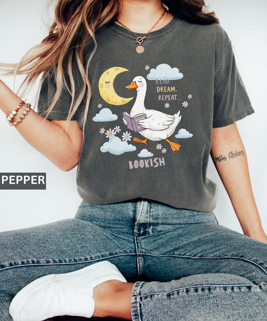 Silly Goose Book lover Shirt Comfort Colors T-shirt for Spicy Book Lovers, Adult Fantasy Reader Gift,Bookish Girl Book Nerd Top,Reader gift