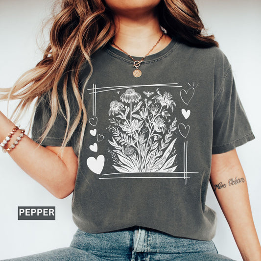 Cottagecore Floral Top,Vintage Wildflowers Comfort Colors T-Shirt, Gift for Her, Botanical Lover, Nature Core Shirt, 90s Retro Flowers