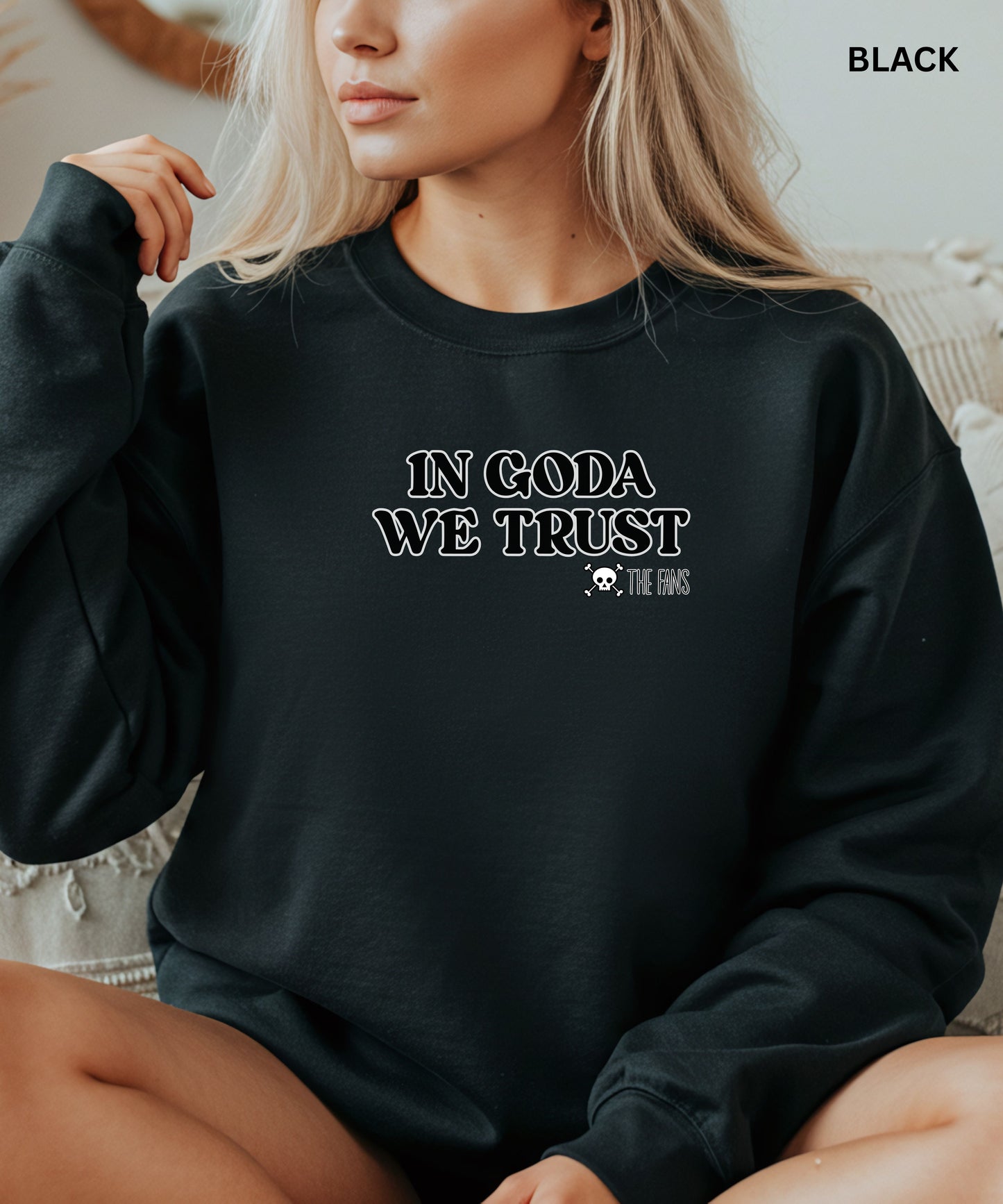 In Goda We Trust Crewneck manga Sweatshirt - Unisex Heavy Blend™
