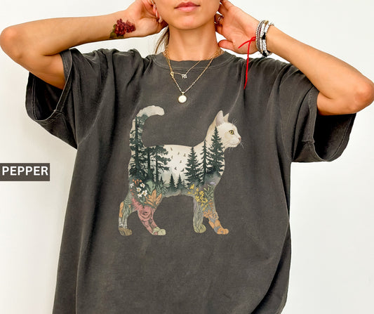 Nature Cat Silhouette Forest Art T‑Shirt – Double Exposure Wildlife Graphic Tee for Animal & Nature Lovers