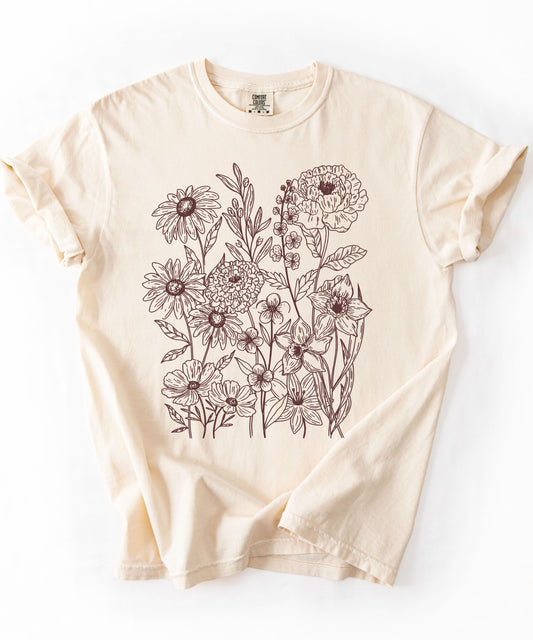 Vintage Pressed Flowers Botanical Shirt – Comfort Colors Cottagecore Wildflower Tee for Gardeners